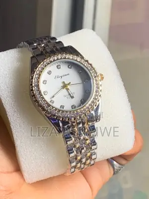 Luxury Lady’S Watch With Date and Day