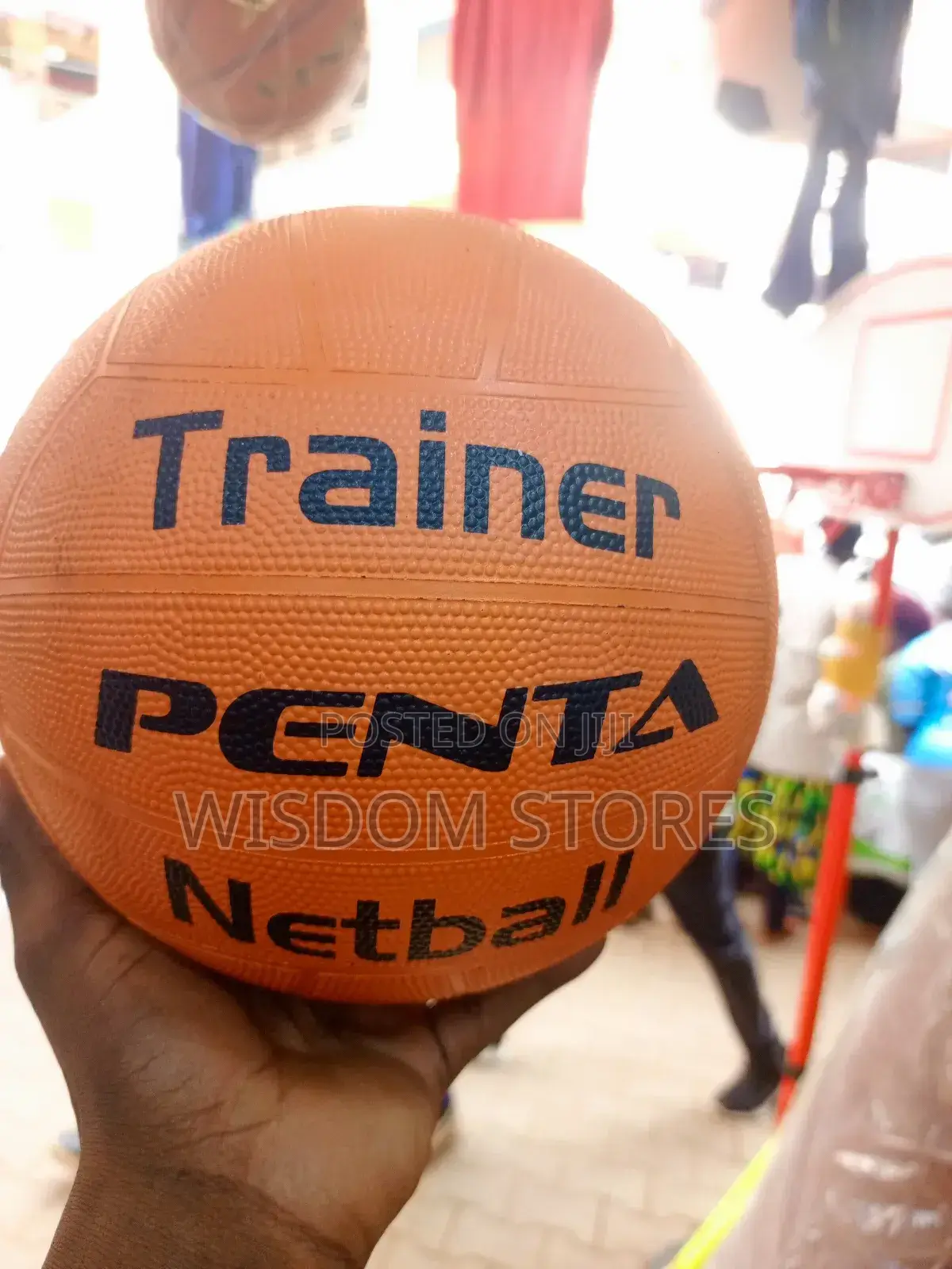 Trainer Penta Netball.