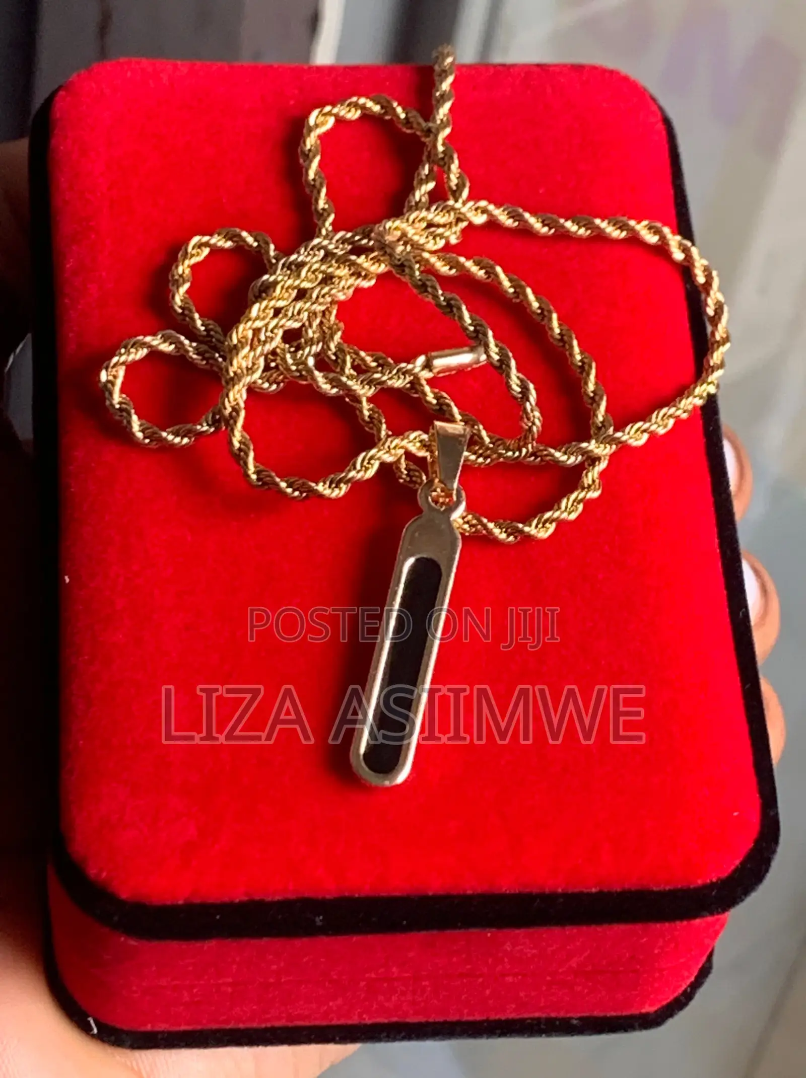 Men’S Gold and Black Inlay Bar Necklace