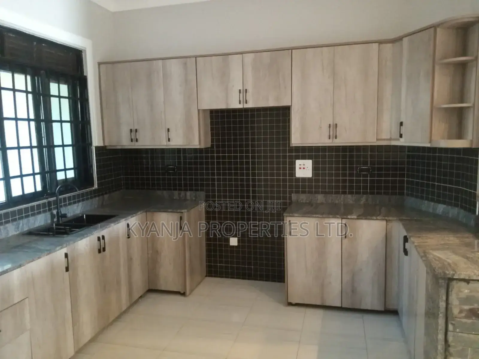1bdrm Apartment in Bahai Luxury, Central Division for rent