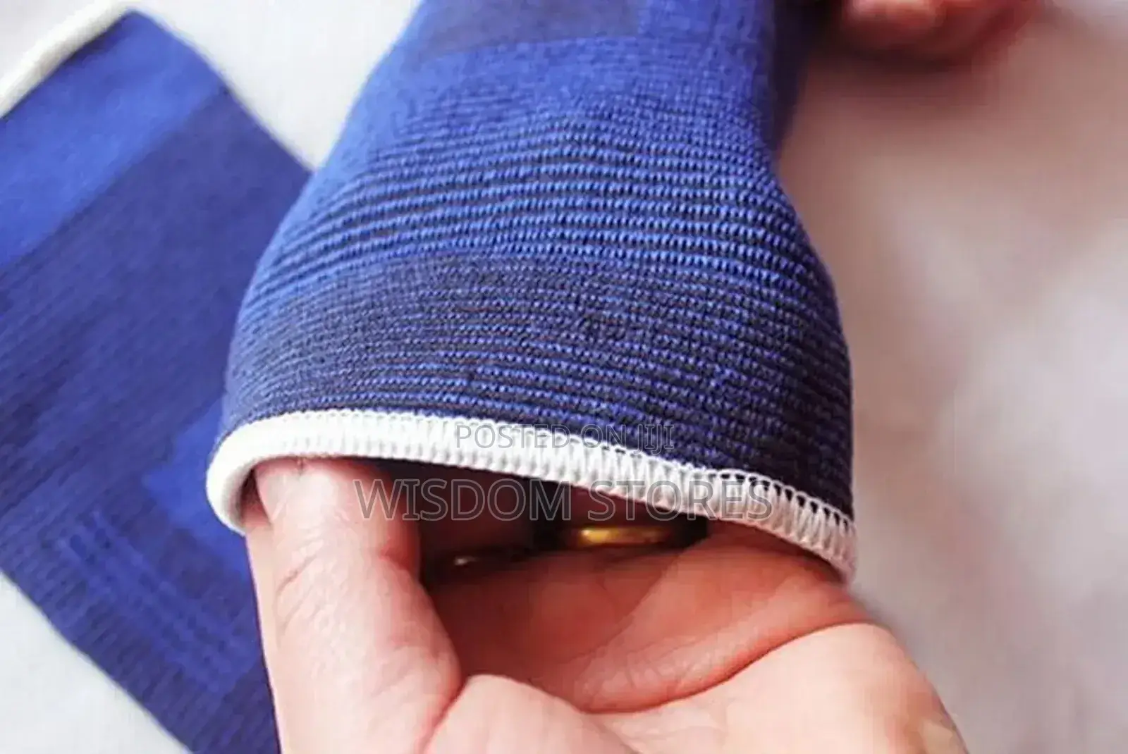 Adjustable Knee Cap Support