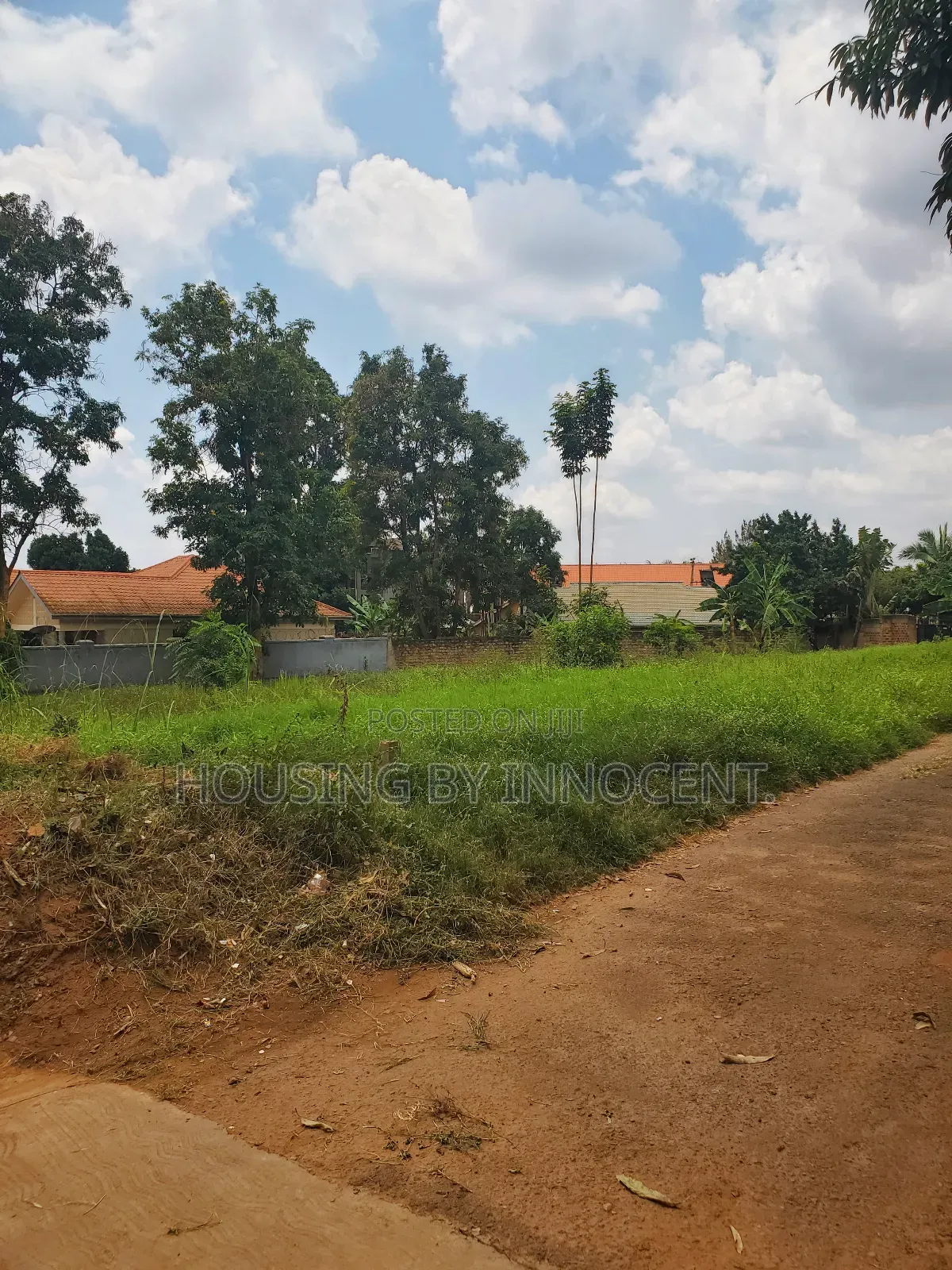 Prime Commercial Use Land for Rent on Kulambiiro Main Road.