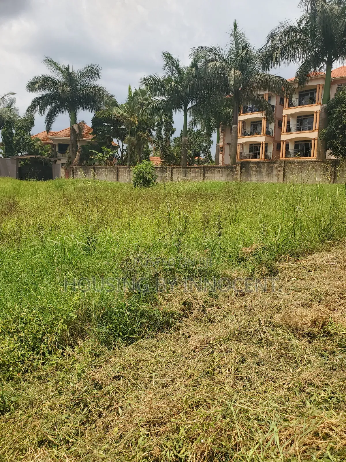 Prime Commercial Use Land for Rent on Kulambiiro Main Road.