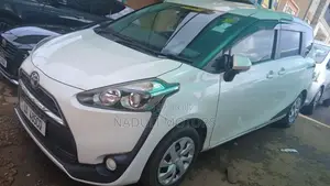 Toyota Sienta 2016 White