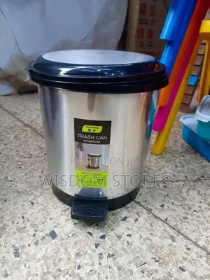 9l Trash Can.