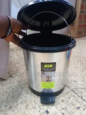 9l Trash Can.