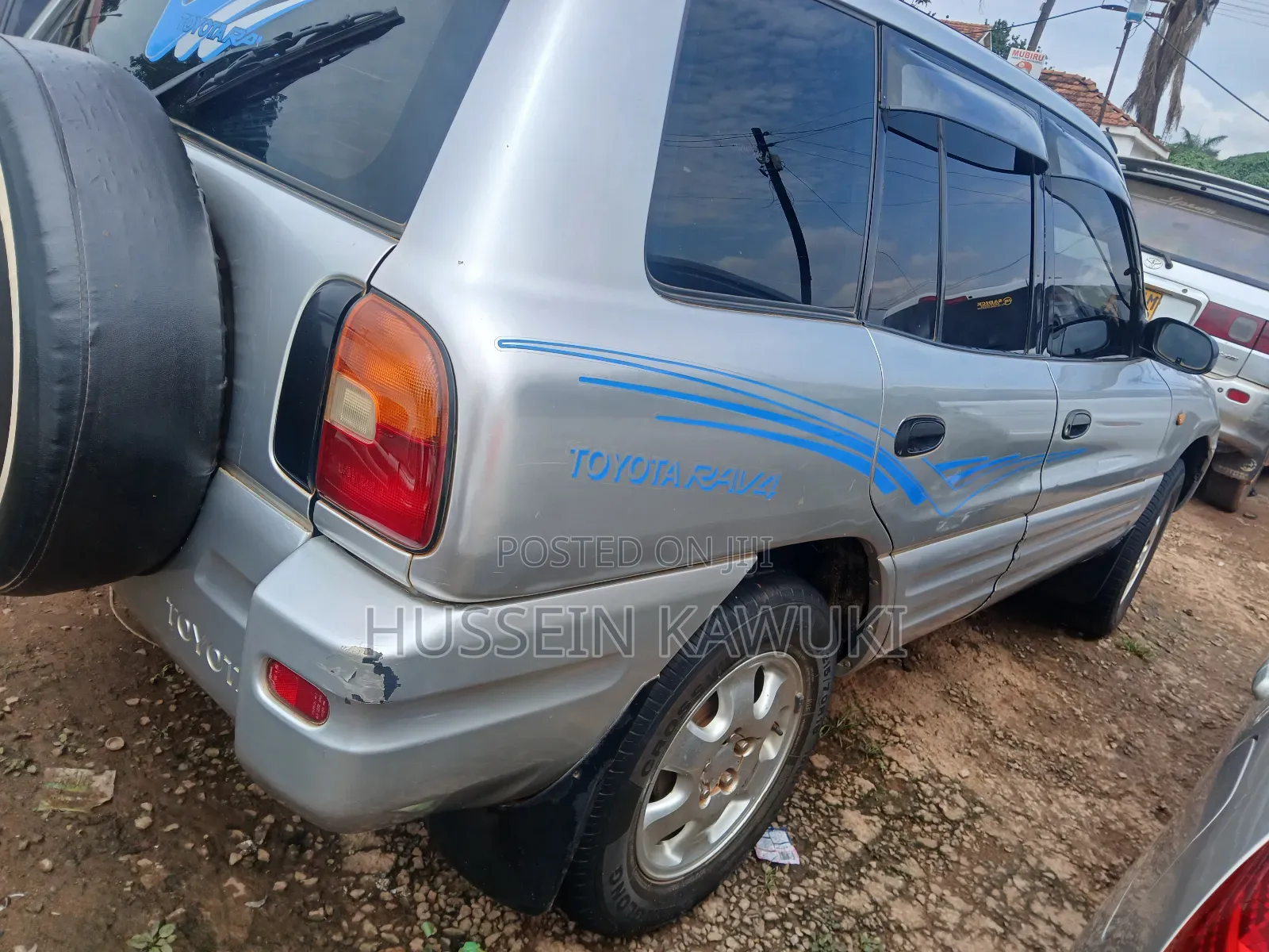 Toyota RAV4 1999 Silver