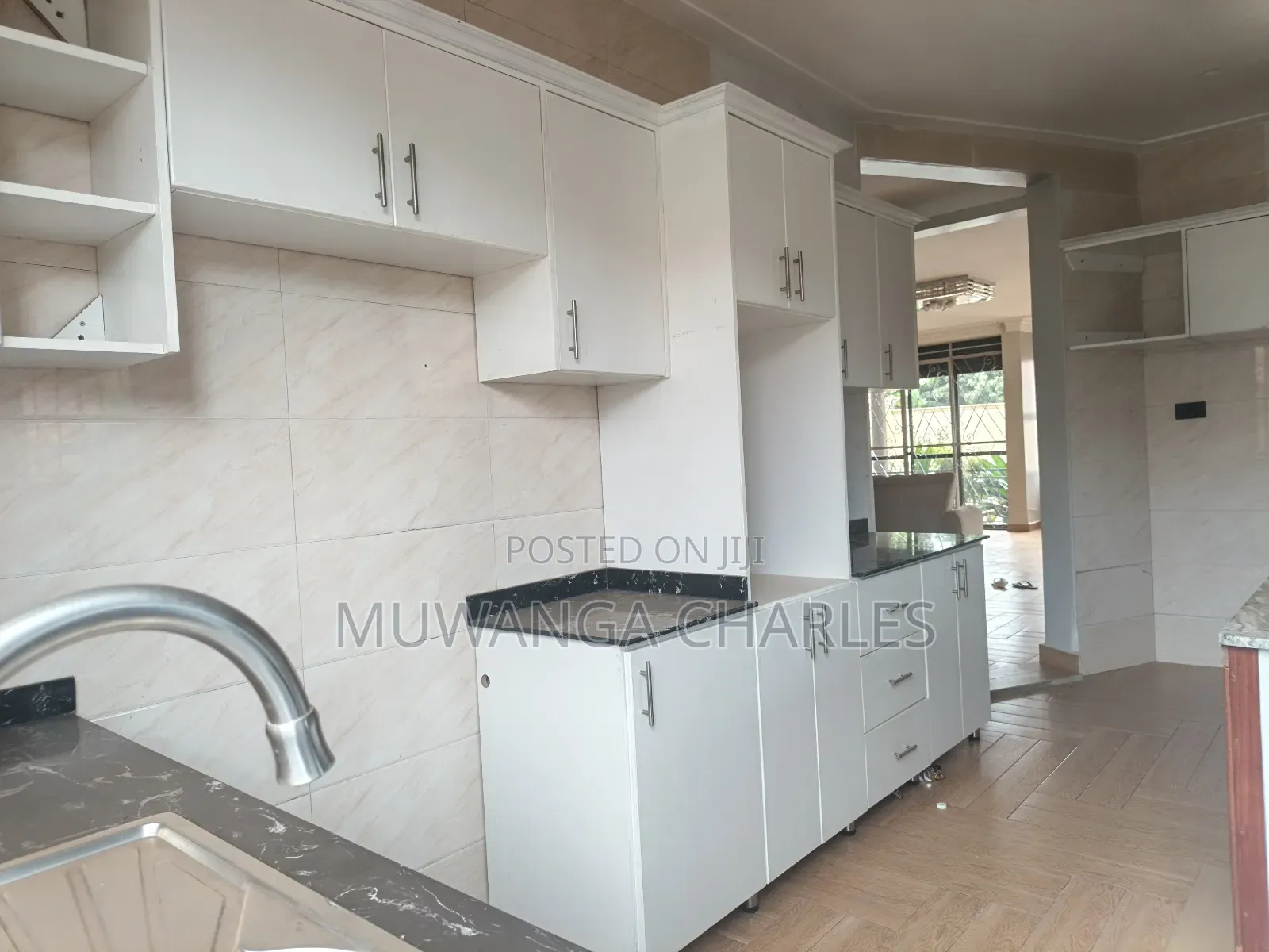 6bdrm Duplex in Fs Properties Ltd, Kira for sale