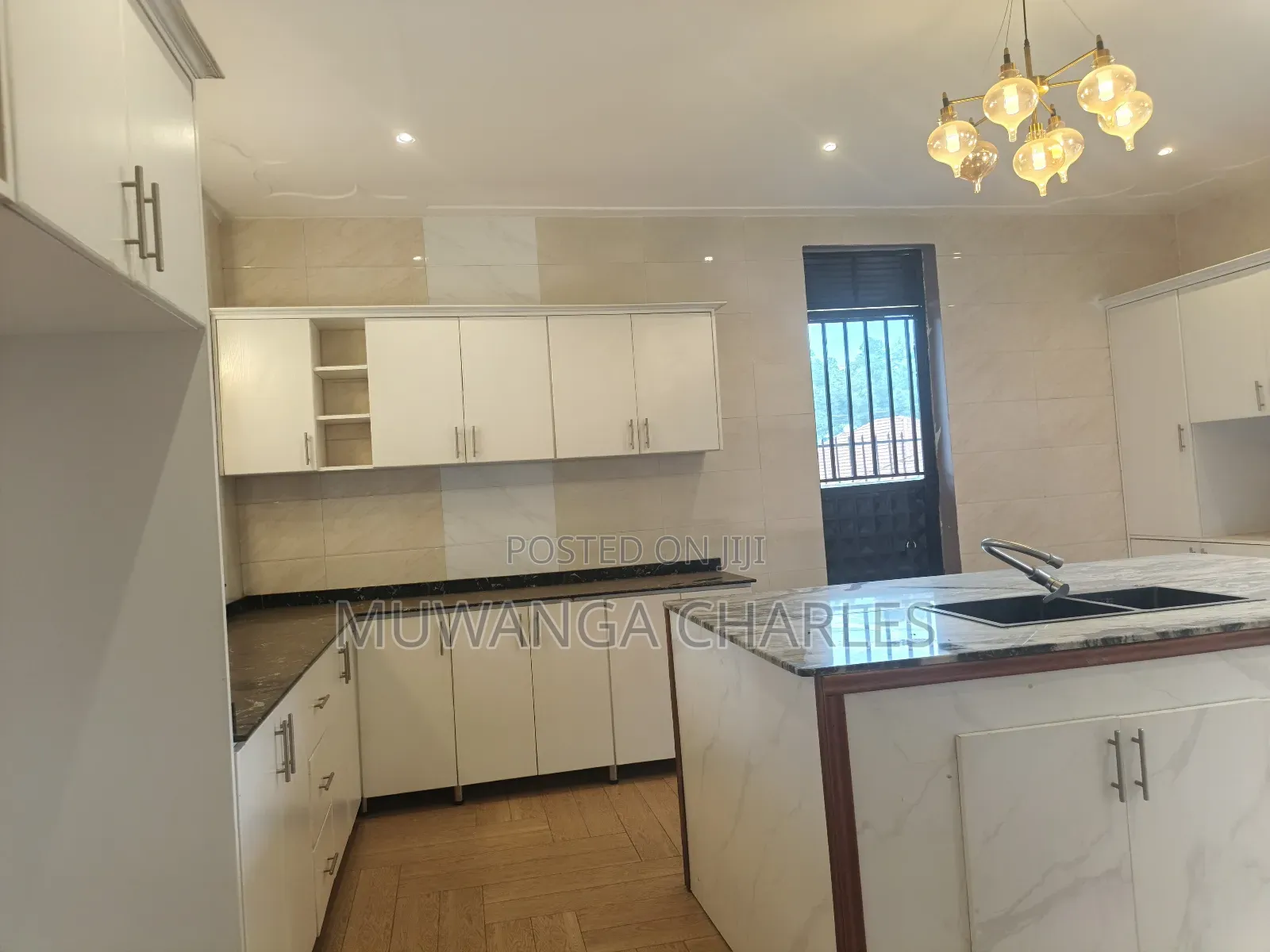 6bdrm Duplex in Fs Properties Ltd, Kira for sale
