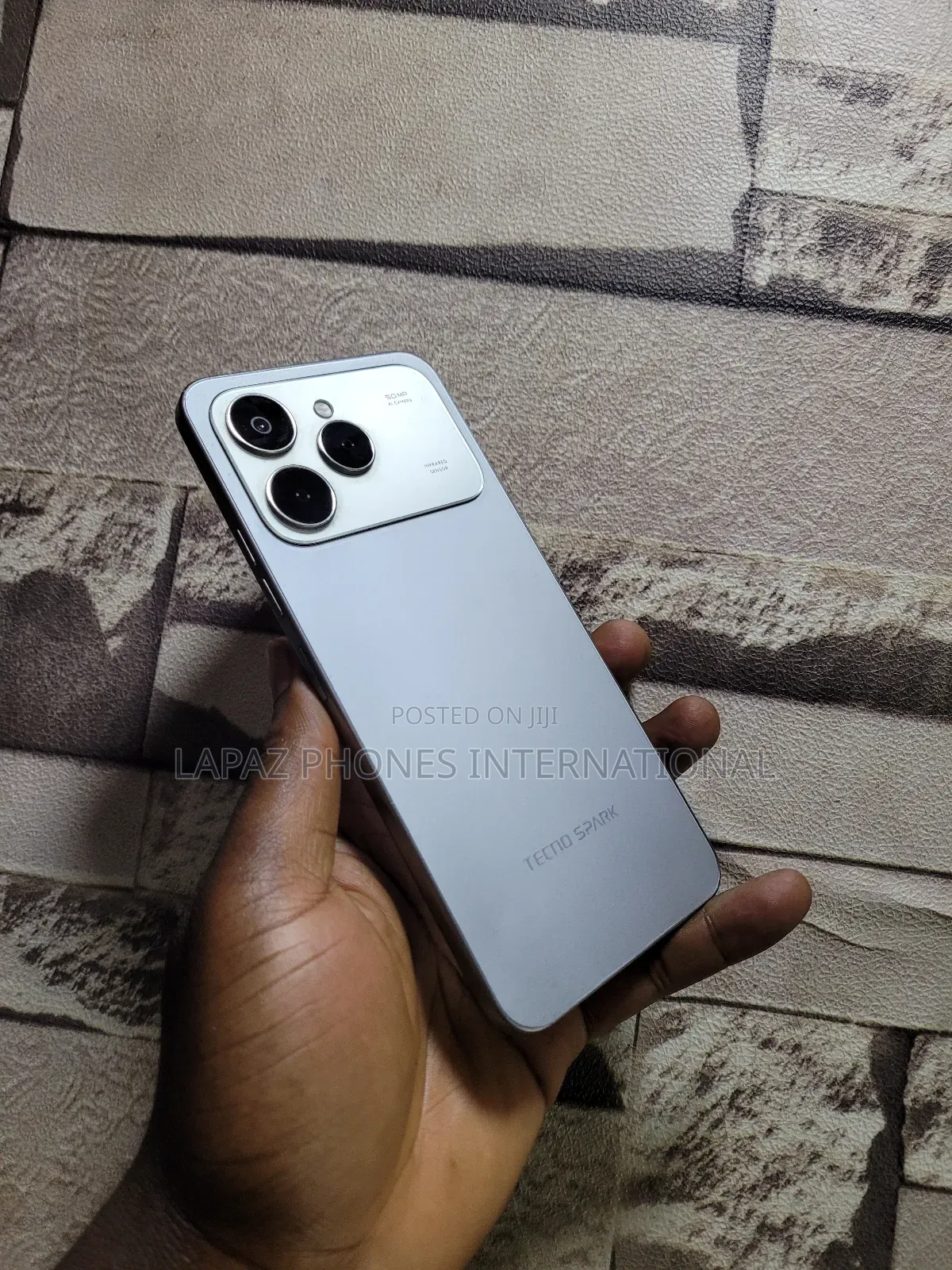 Tecno Spark 40 128 GB Gold