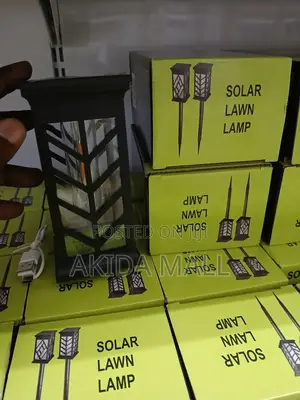 Black Garden Compound Pathways Solar Lawn Lamp