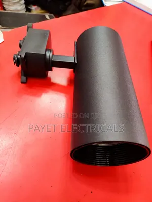 White and Black Body Track Light for 30watts