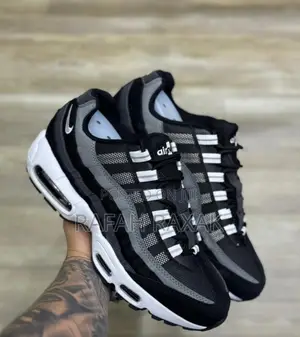 Original Nike Air Max 95 “Essentials” Sneakers