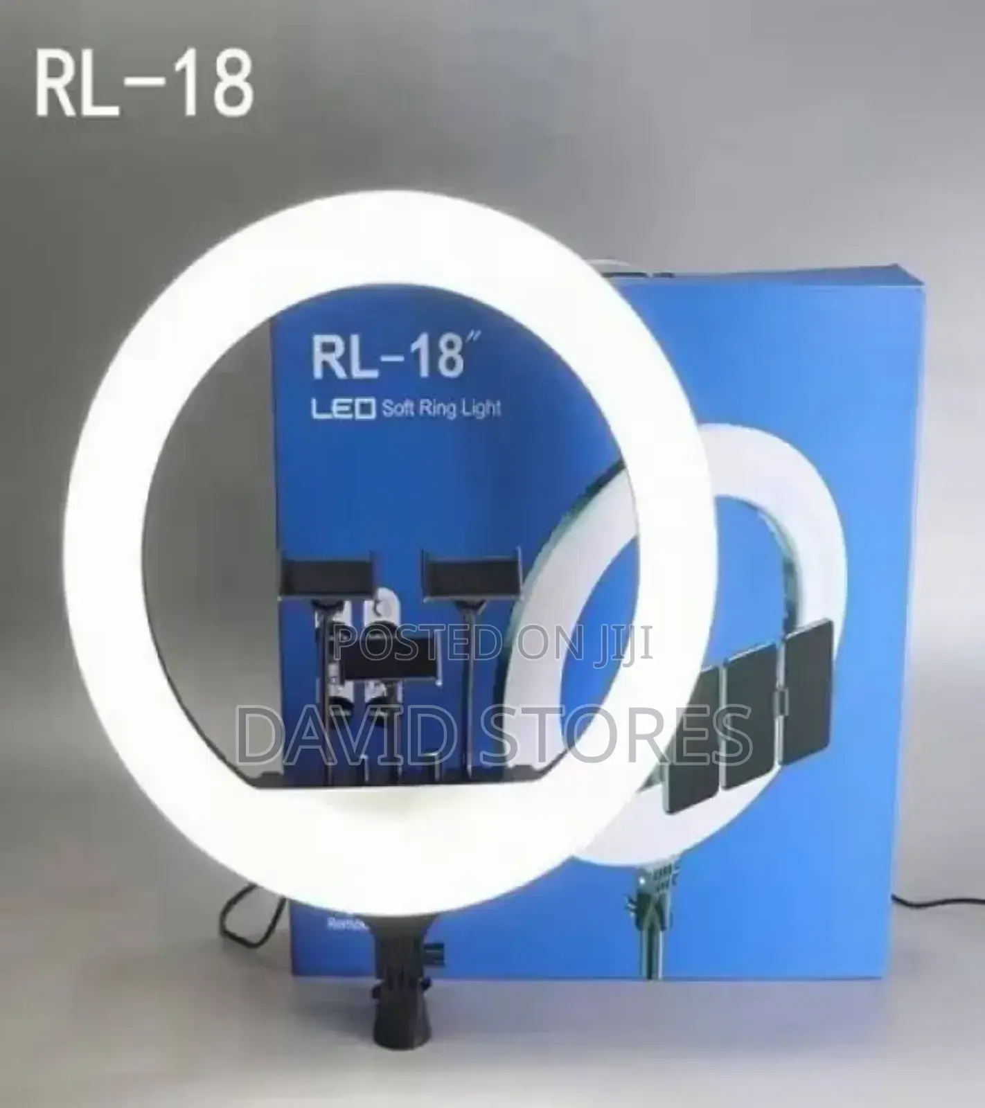 Ring Light Rl-18 With A Remote And 3 Phone Holders