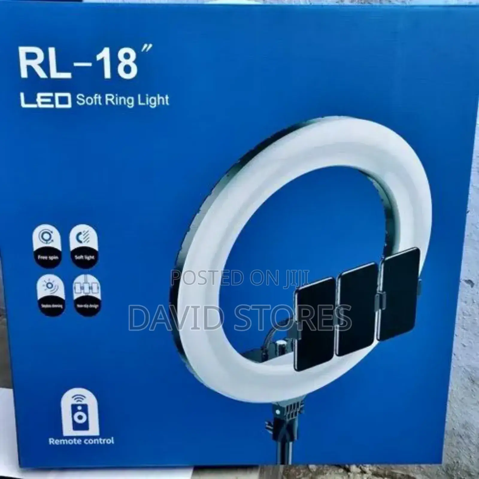 Ring Light Rl-18 With A Remote And 3 Phone Holders