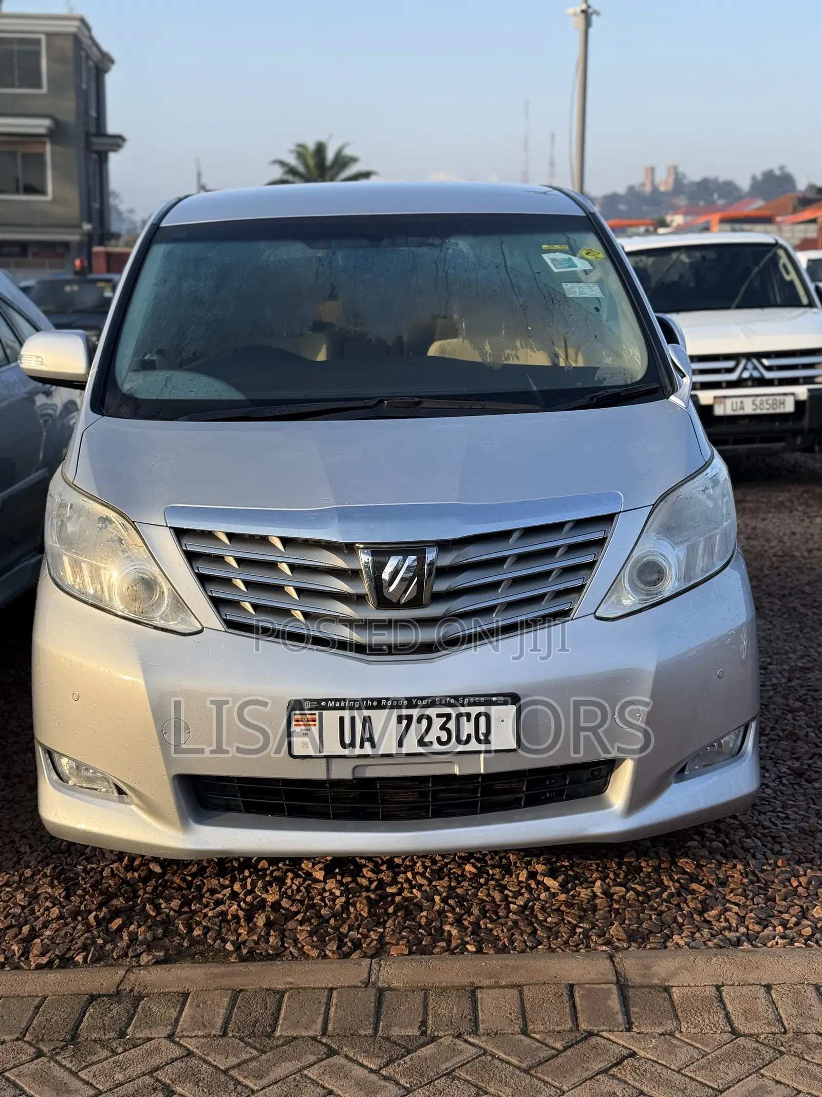 Toyota Alphard 2.4 Petrol AWD 2010 Silver