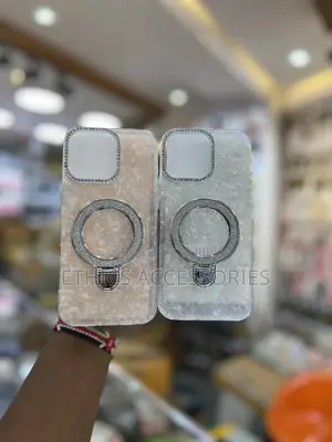 Phone Cases With a Rhinestone Ring