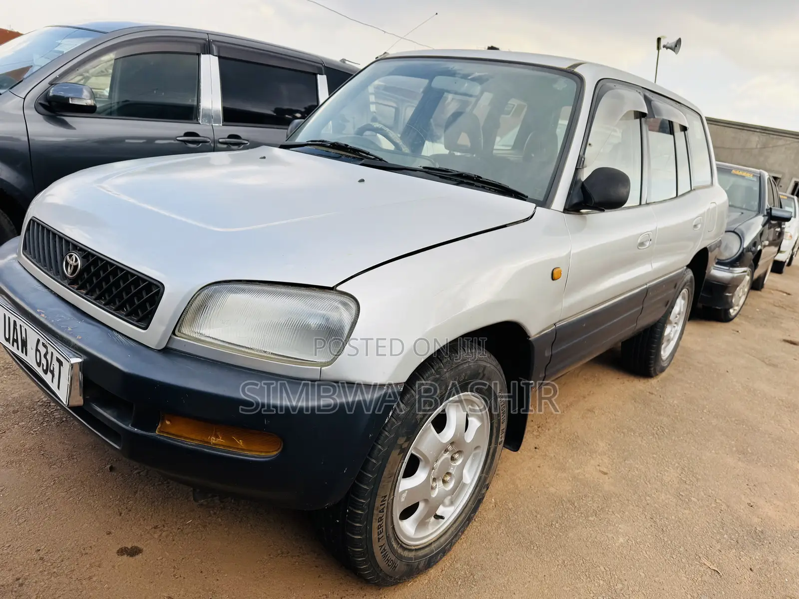 Toyota RAV4 1999 Silver