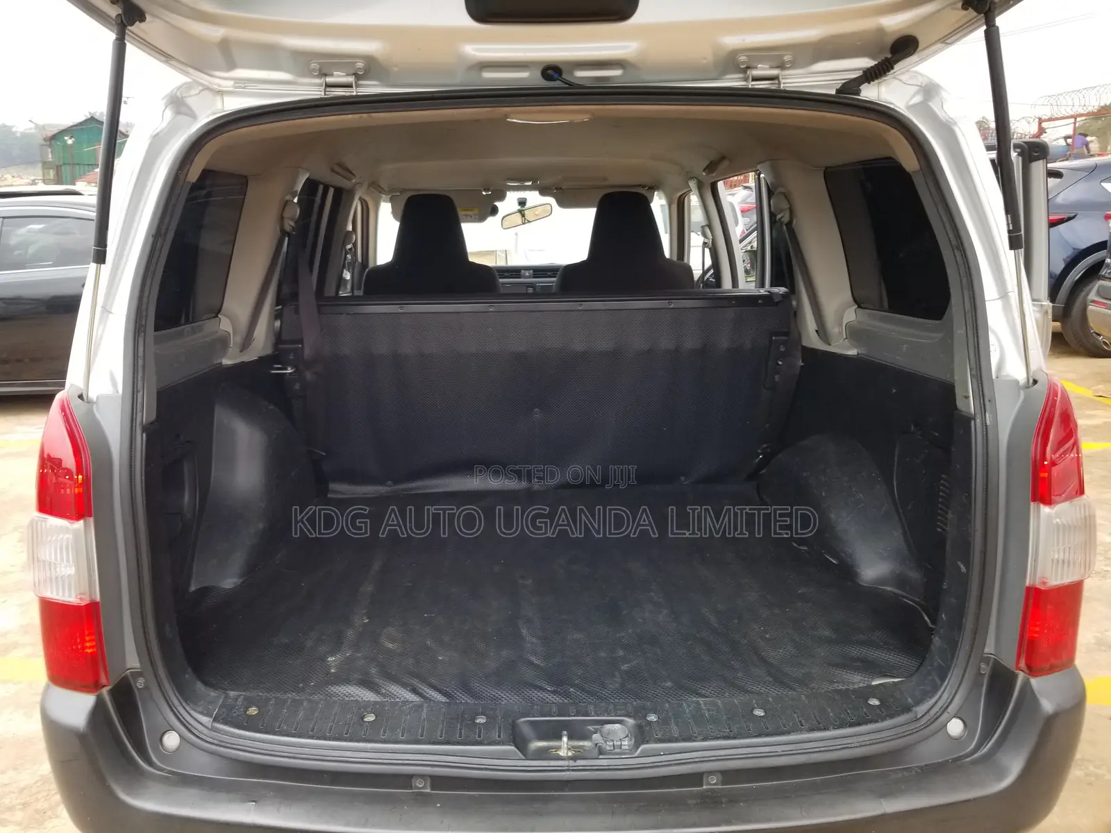Toyota Probox 2015 Silver