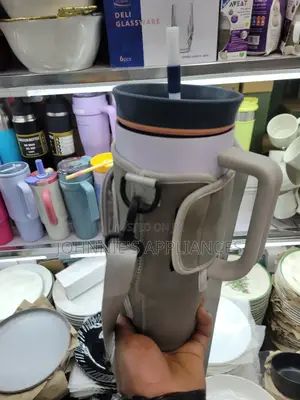 Large Capacity Insulated Travel Mug Or Tumbler With A Handle,