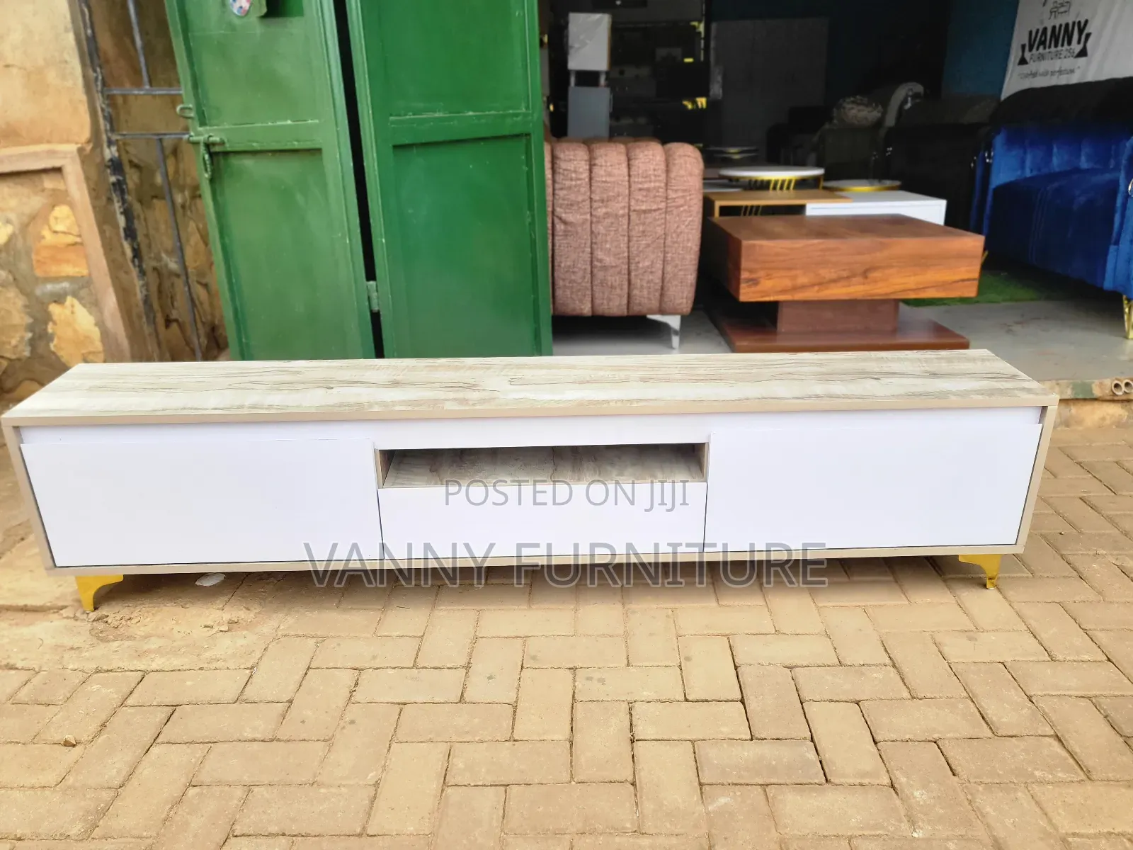 Classic Tv Stand/Television Stand