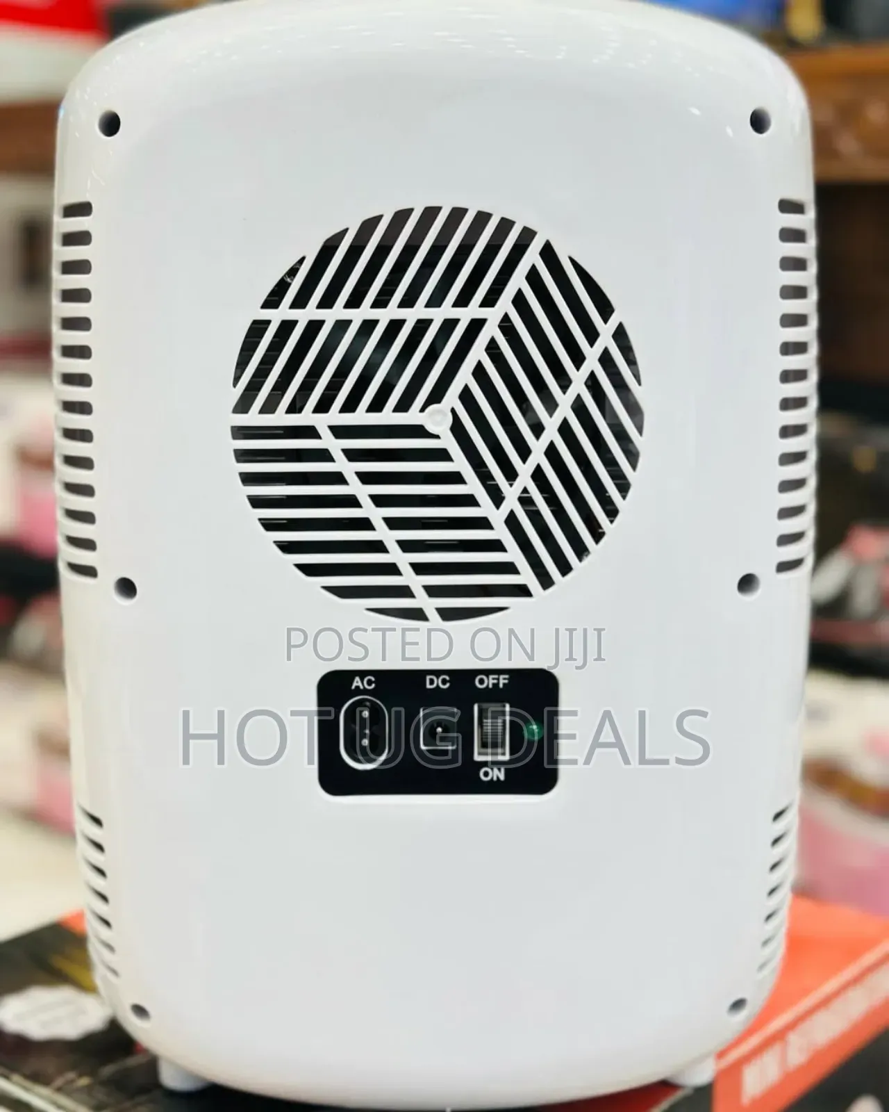 Geepas 10l Mini Dc/Ac Portable Car Fridge