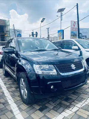 Suzuki Escudo 2013 Black