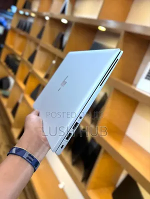 Laptop HP EliteBook 830 G7 16GB Intel Core I7 SSD 512GB