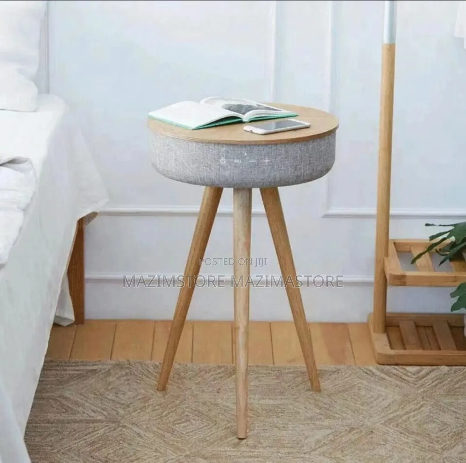 Louis Donné Smart End Table With Bluetooth Speakers
