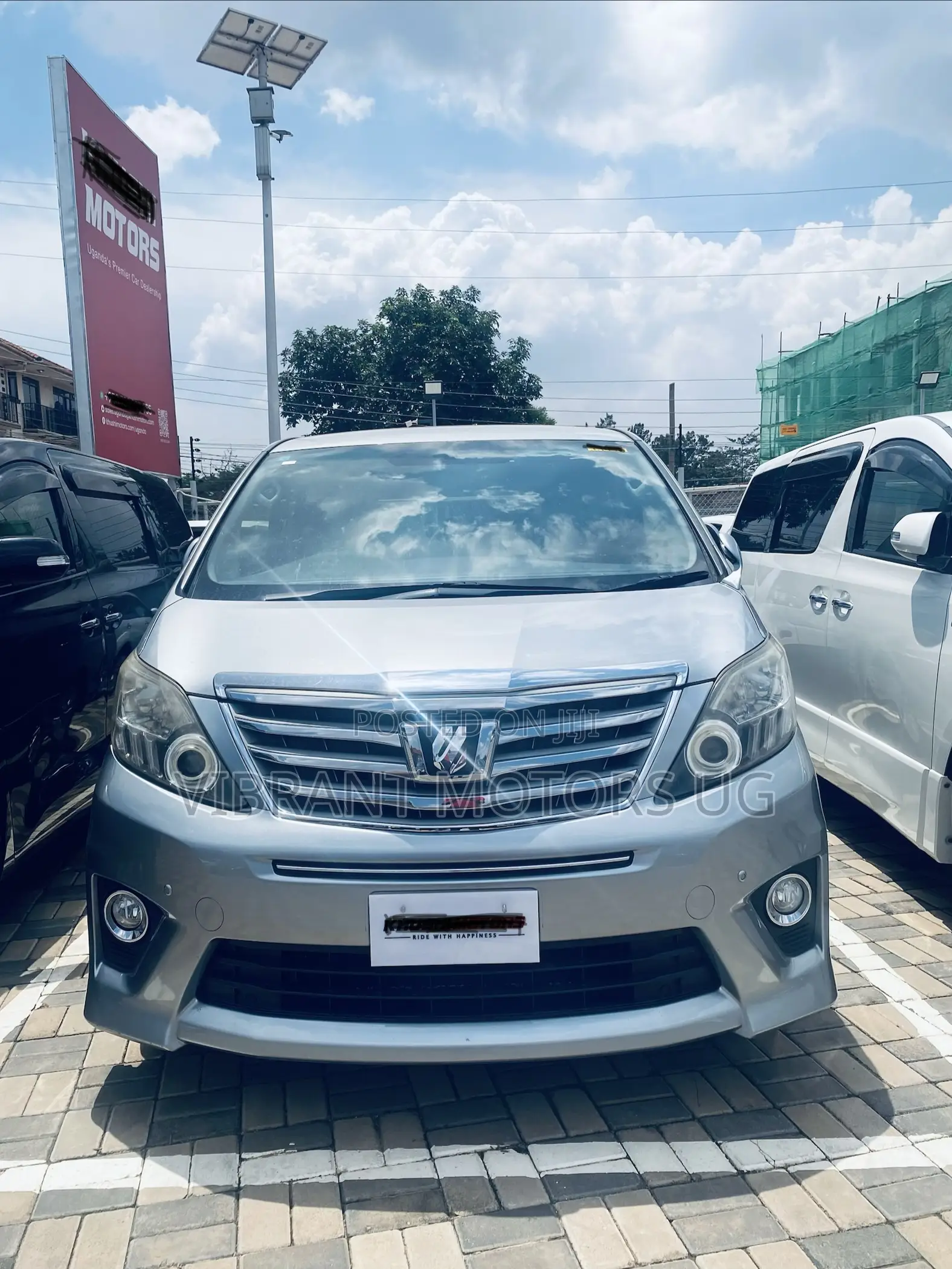 Toyota Alphard 2012 Silver