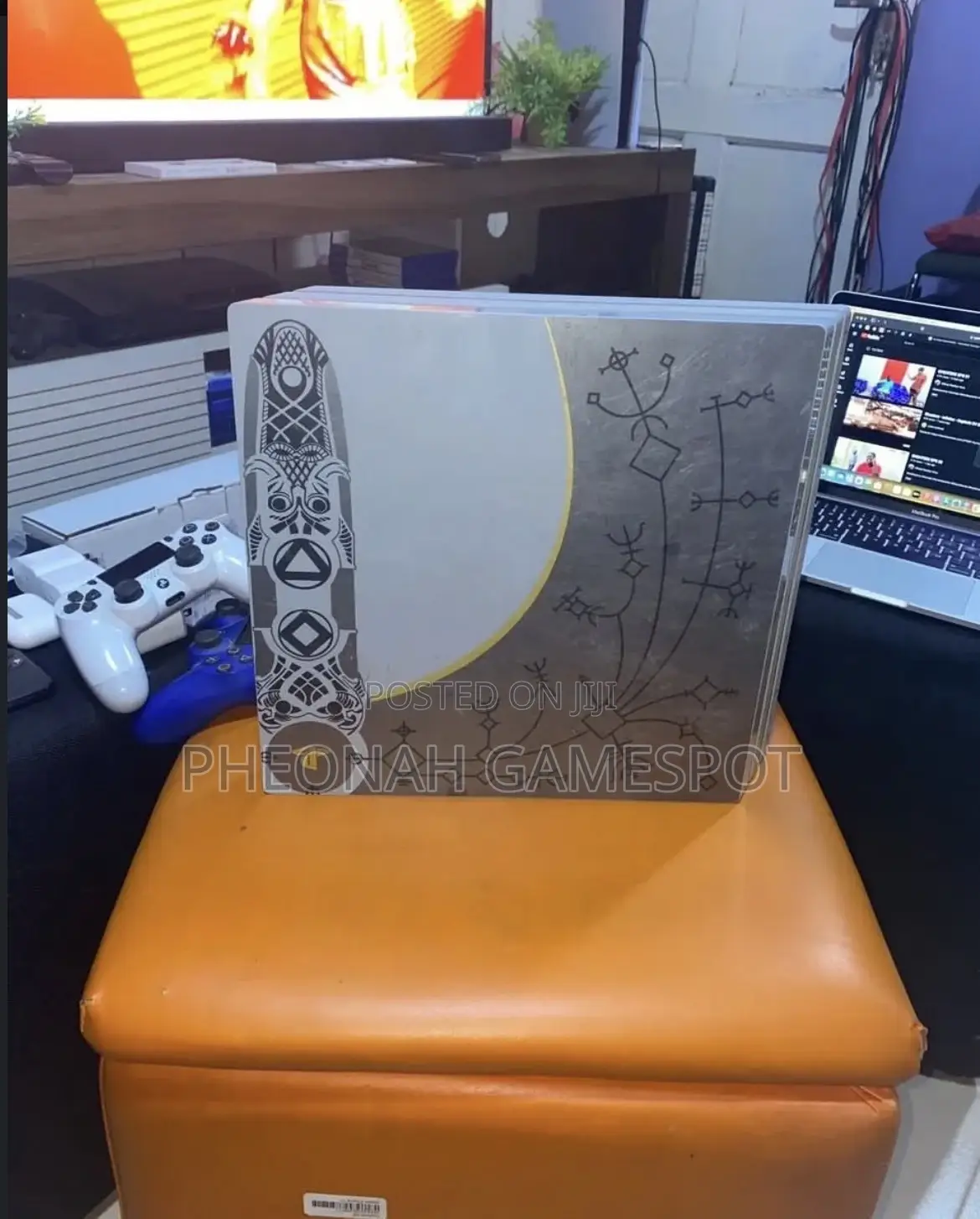 Ps4 System With 2 Controllers and 11 Games, Quick Start Guaranteed.