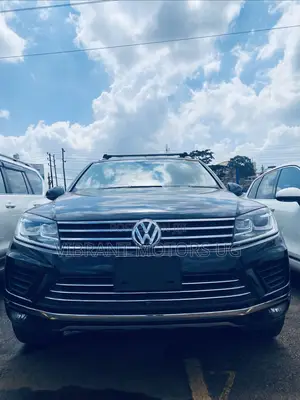 Volkswagen Touareg 2016 Blue