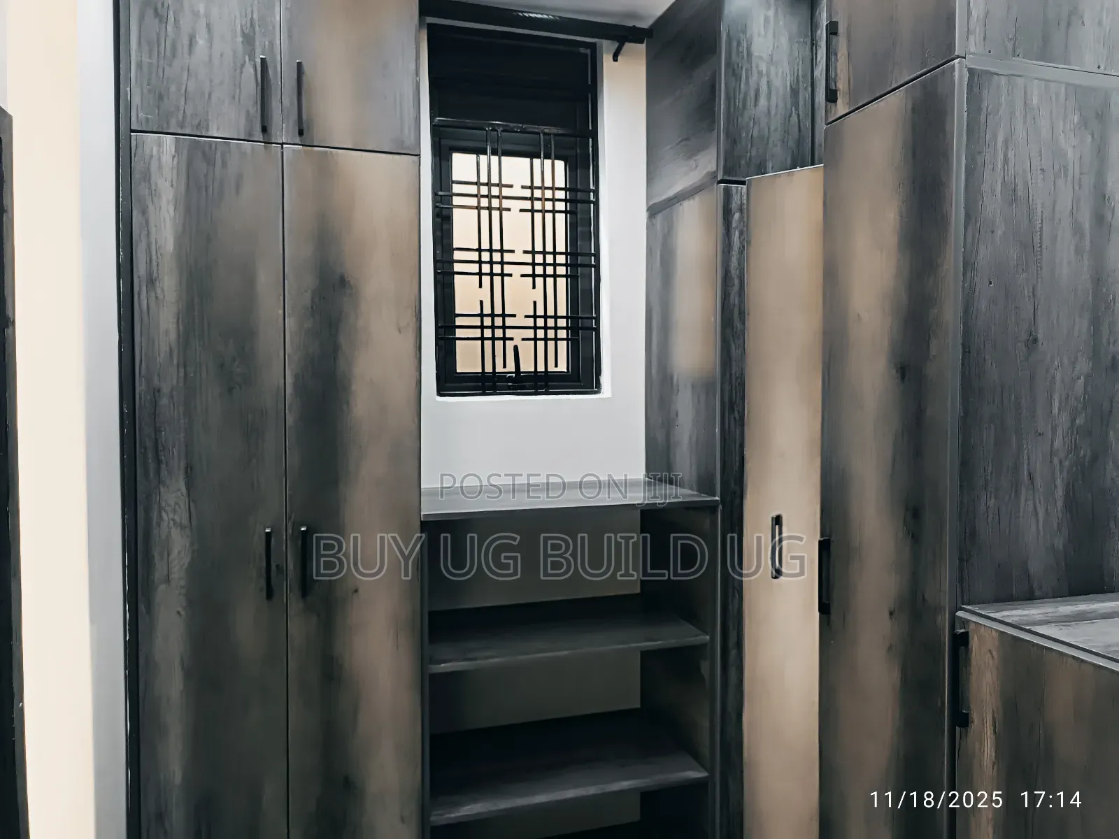 4bdrm Duplex in Kira Mamelto Road, Central Division for sale