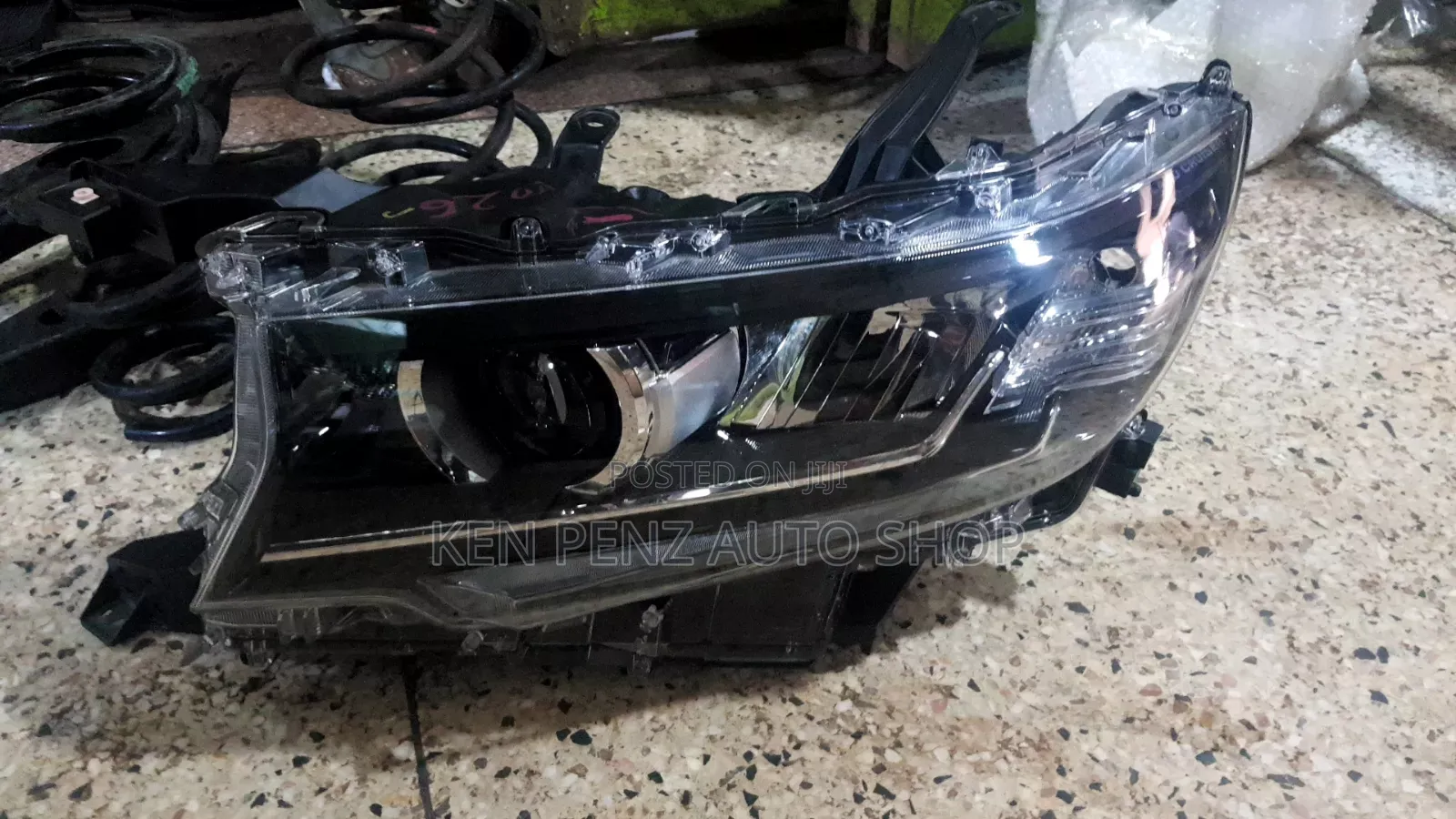 Landcruiser Lc150 2018 - 2020 Headlamp ( Used Japan)