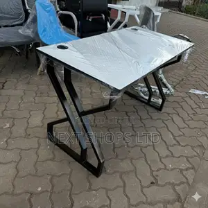 Modern Office Table/ Stylish Office Table/Reading Desk/Offices Desk