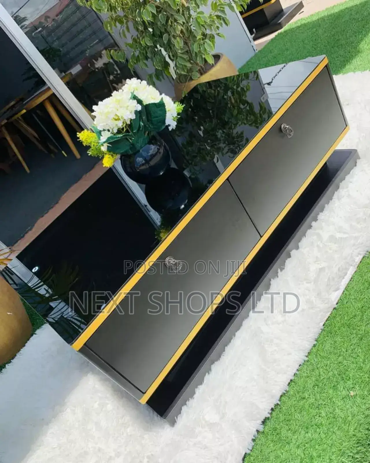 Black Center Table/Center Table/Centre Tables/Stylish Coffee Stools