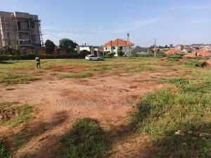 Plot on Sale in Kira Kitikifumba