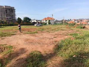 Plot on Sale in Kira Kitikifumba