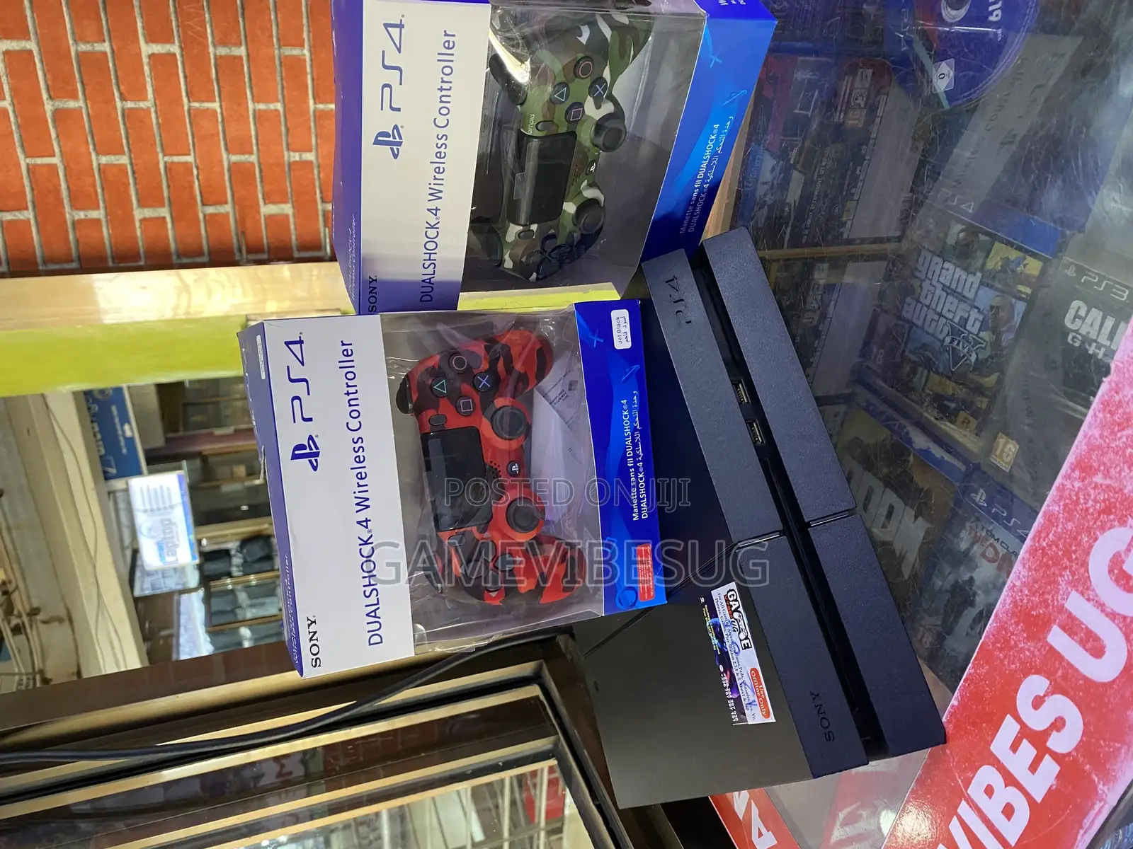 Dualshock 4 Wireless and Ps4 Console