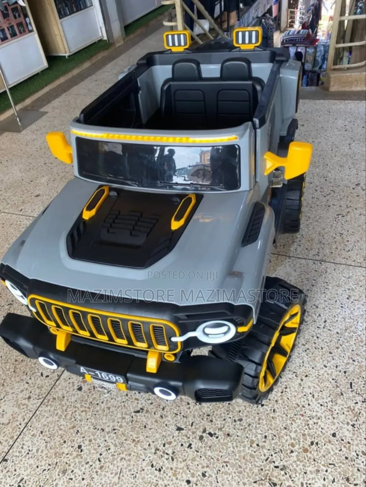 Rechargeable Car Toy With Remote Control