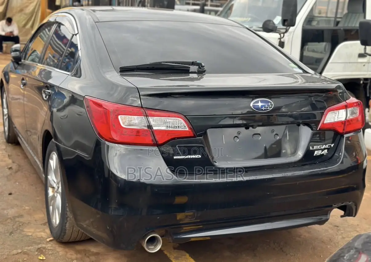 Subaru Legacy 2.5i Premium AWD 2016 Black