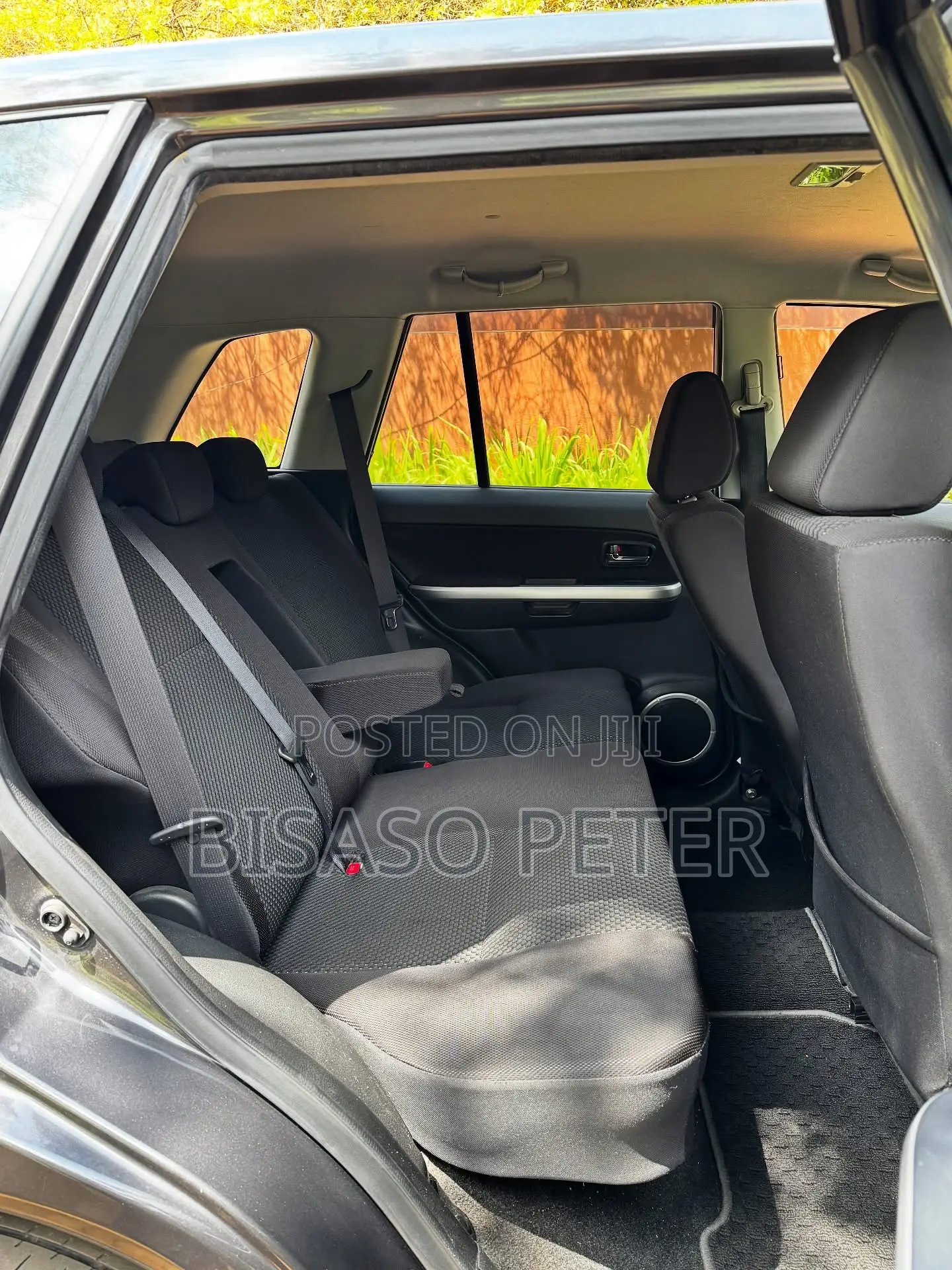 Suzuki Escudo 2011 Gray