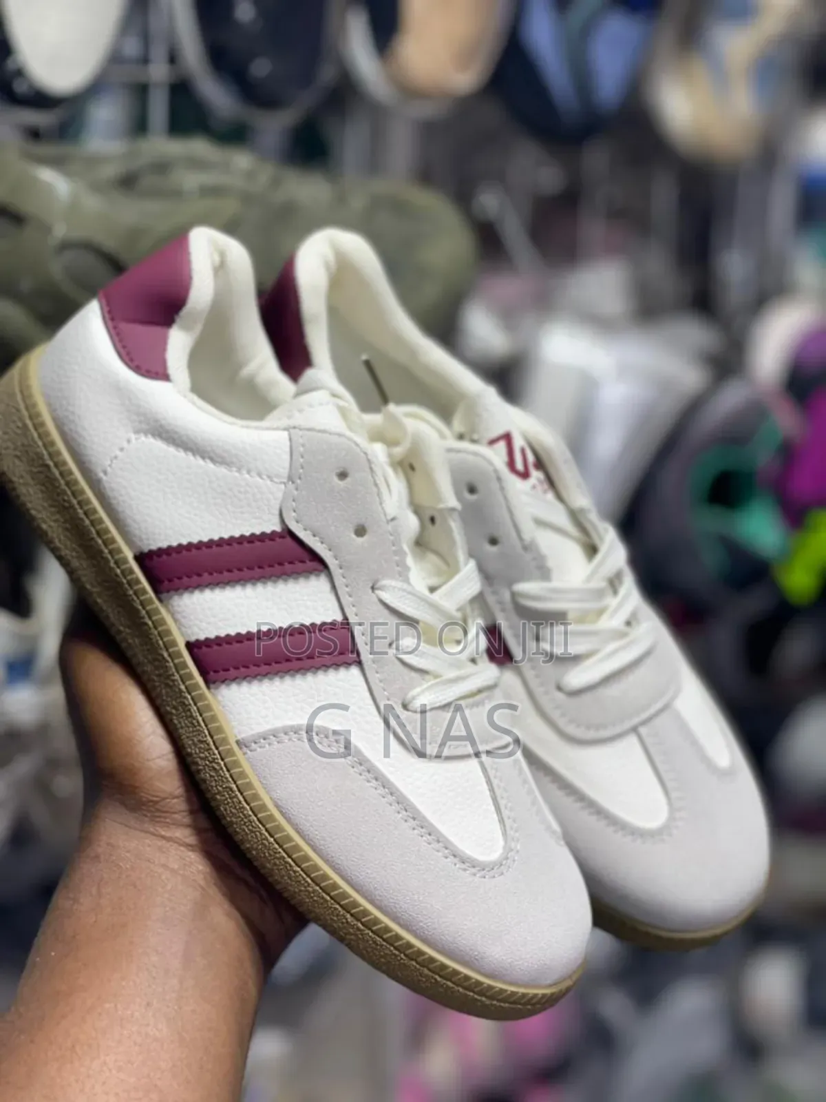 Samba Corolla Sneakers