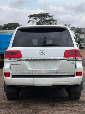 Toyota Land Cruiser 4.5 V8 TD 2019 Silver