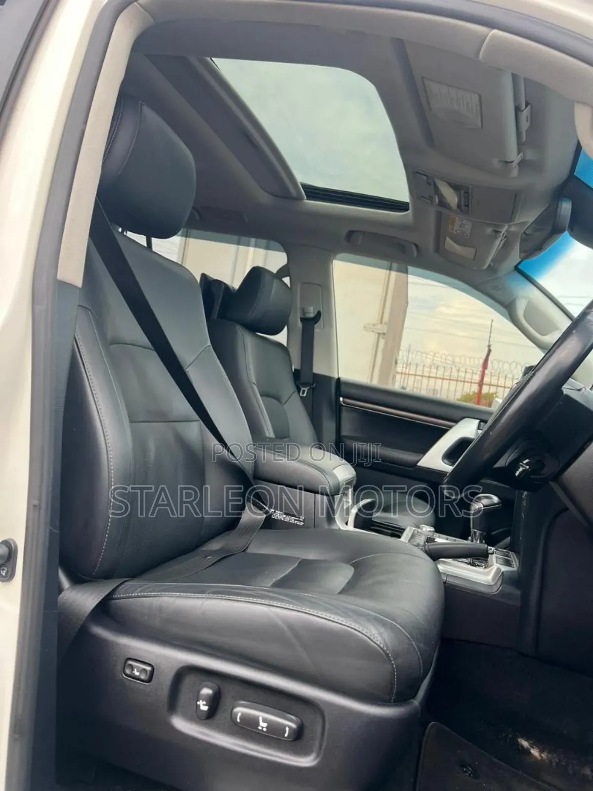 Toyota Land Cruiser 4.5 V8 TD 2019 Silver