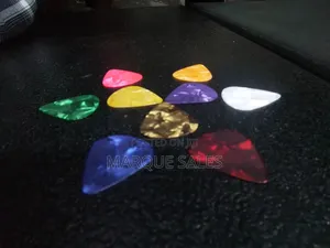 Guitar Plectrum / Picks