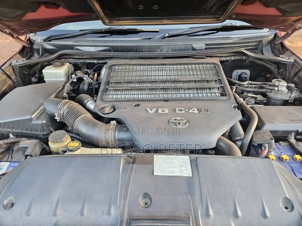 Toyota Land Cruiser 4.5 V8 TD STD 2009 Beige
