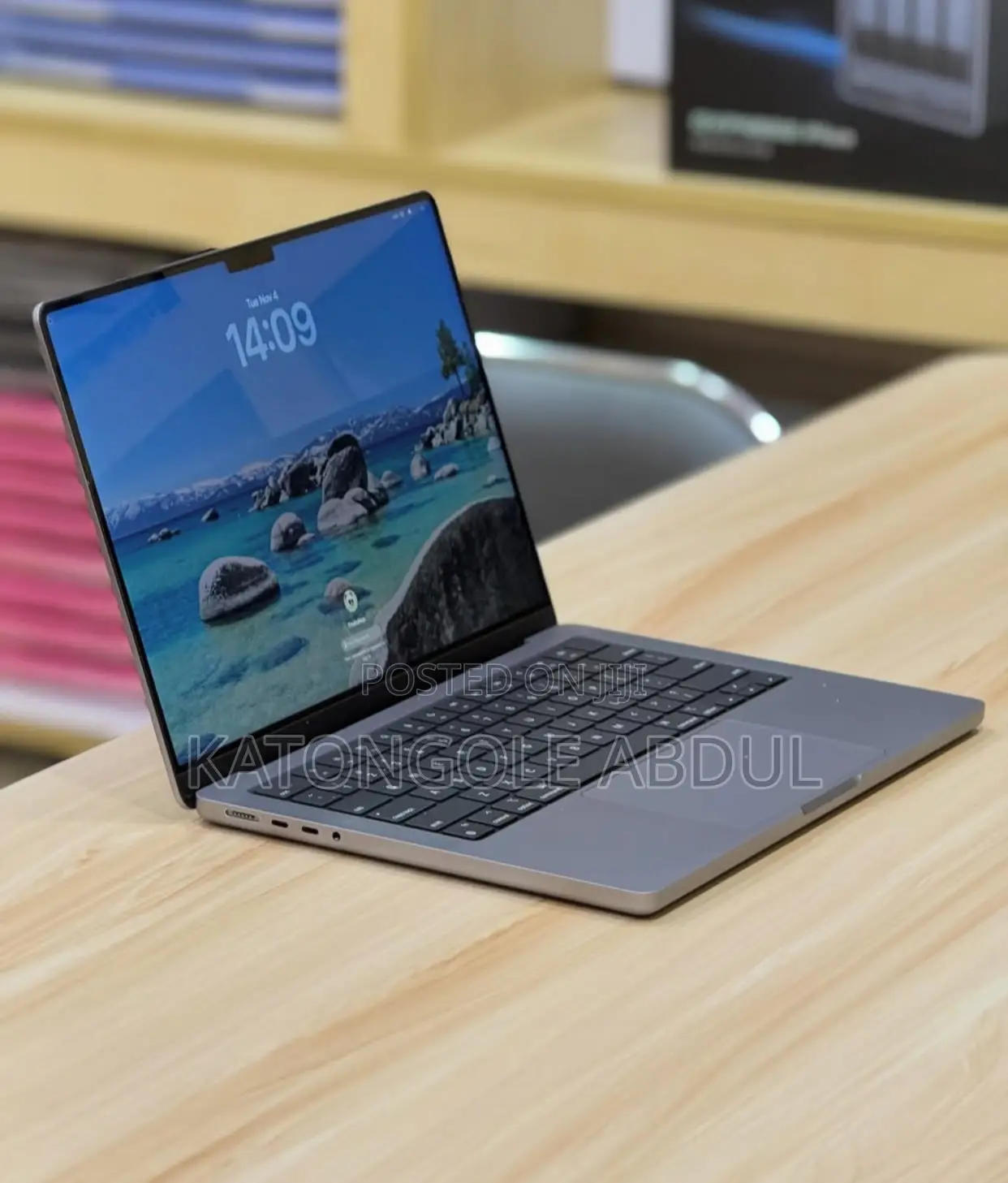 New Laptop Apple MacBook Pro M1 32GB Apple M1 SSD 1T