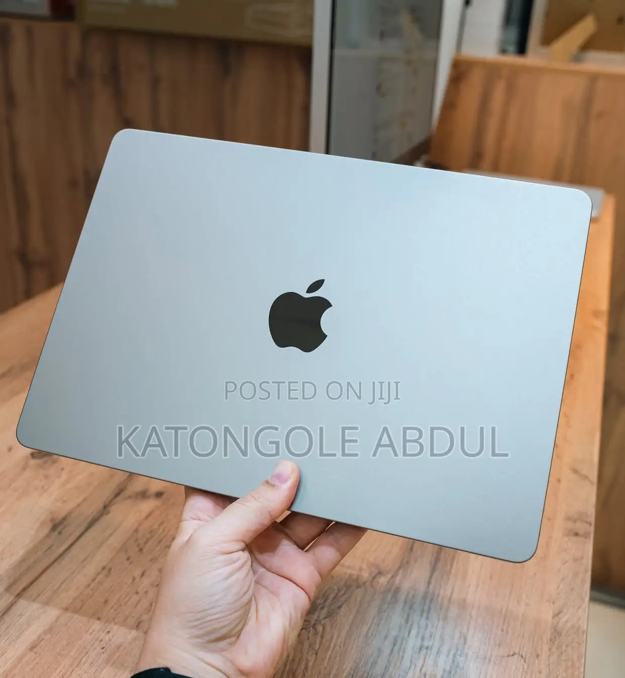 Laptop Apple MacBook Air 2022 M2 8GB Apple M2 SSD 256GB
