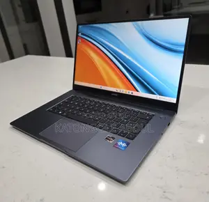 New Laptop 16GB AMD Ryzen 7 SSD 512GB